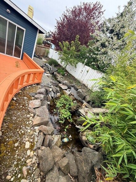 Building Photo - 27840 25th Dr S