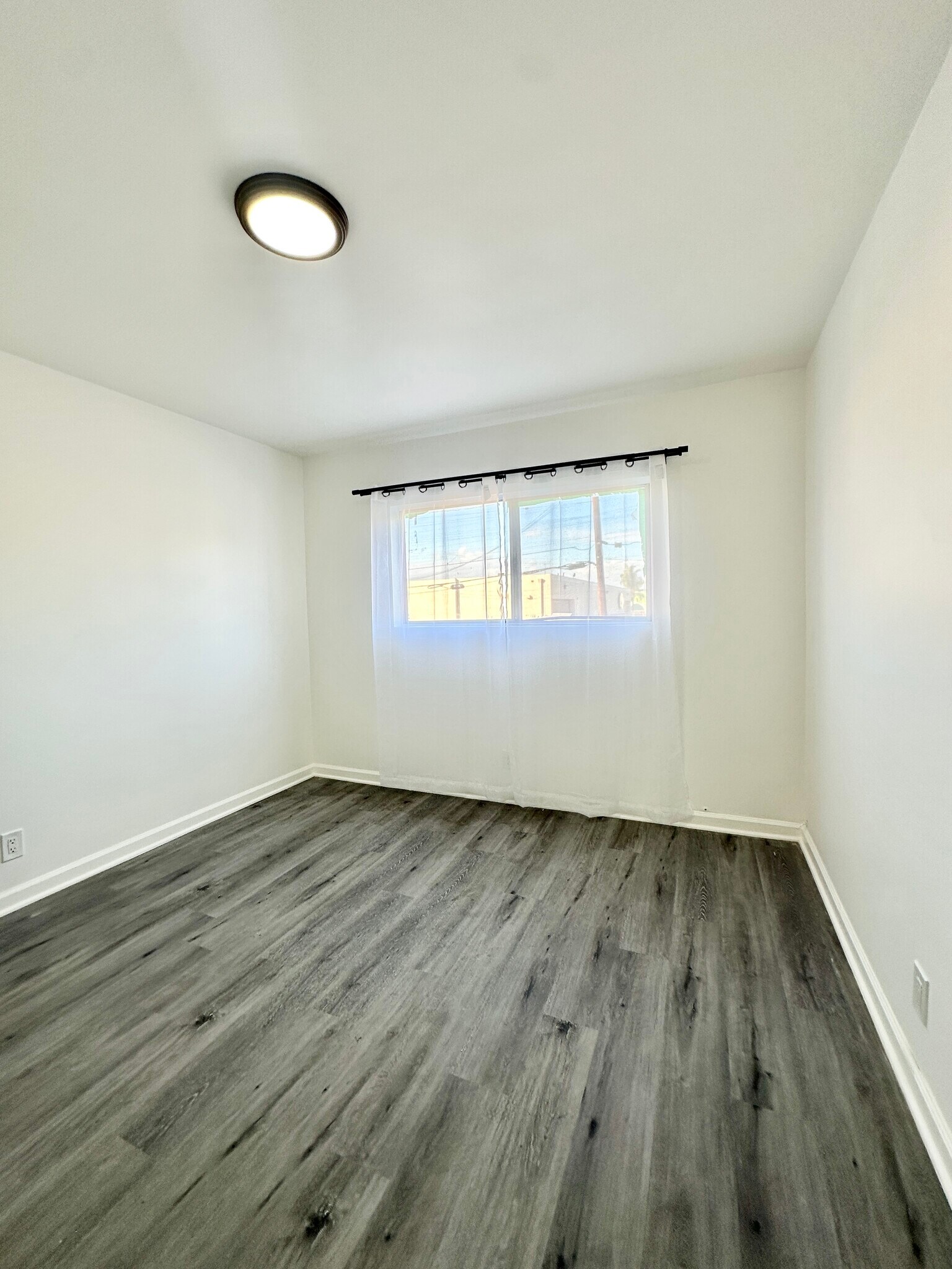 Building Photo - 6795 Paramount Blvd