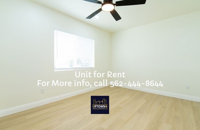 Building Photo - House - 2 Bedrooms / 2 Baths / Commerce