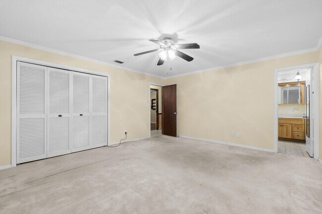 Building Photo - 3324 Sunrise Blvd