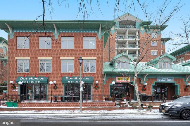 Building Photo - 1222 Main Line Blvd