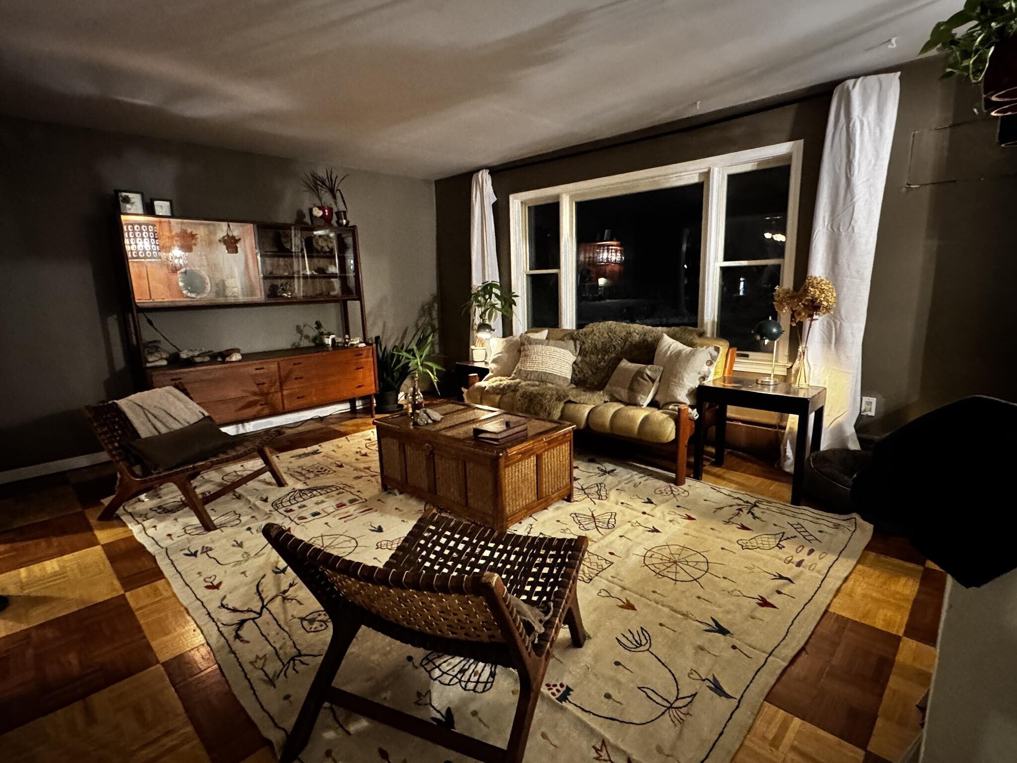 Building Photo - 16 Bonticou View Dr