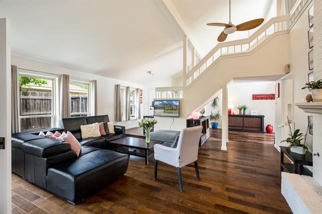 Building Photo - 419 Brooks Ln