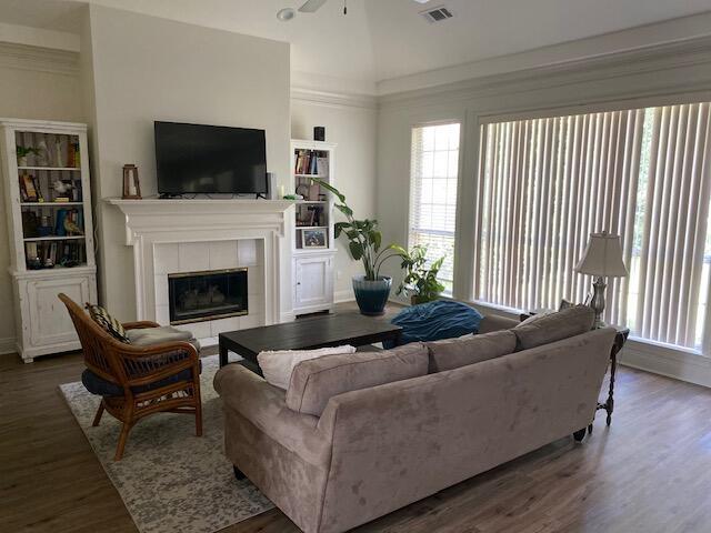 Building Photo - 1461 Oakmont Pl