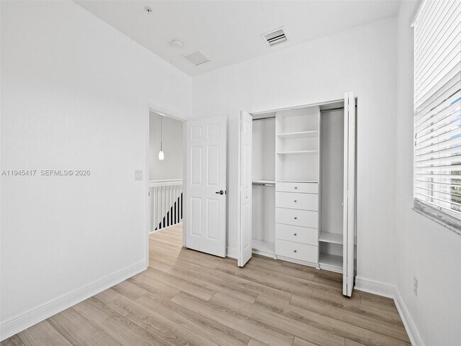 Building Photo - 14762 SW 12th St