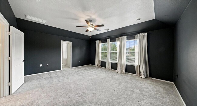 Building Photo - 7224 Crestone Rd
