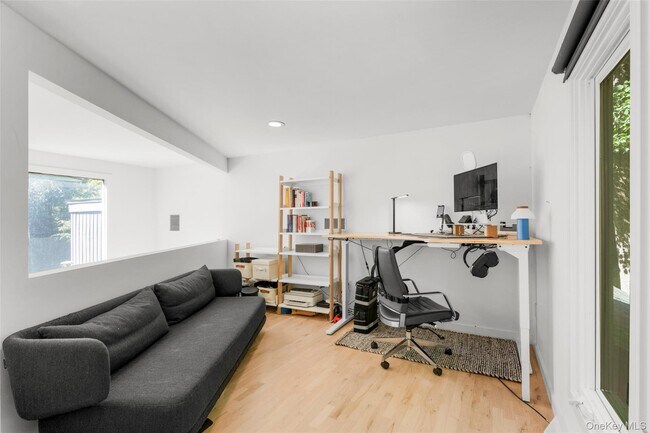 Building Photo - 33 Dry Pond Rd