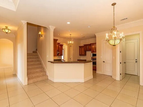 Building Photo - 7 Stonebrook Ct
