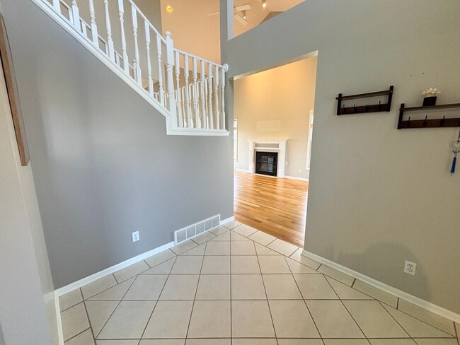 Building Photo - 4-bedroom, 2.5 bathroom unfurnished home in Saint Joseph