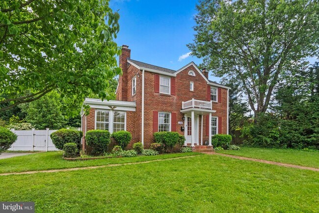 Building Photo - 2200 Windham Ln