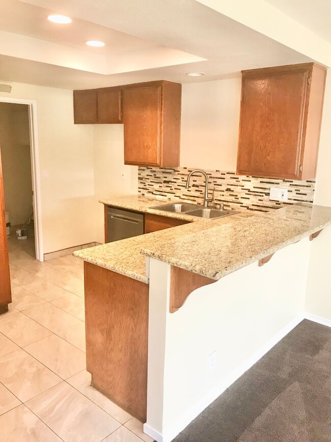 Building Photo - Carlton Square Spacious House w/Central AC...