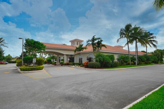 Building Photo - 6077 Lake Hibiscus Dr