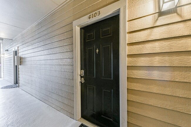 Building Photo - 3231 Allen Pkwy