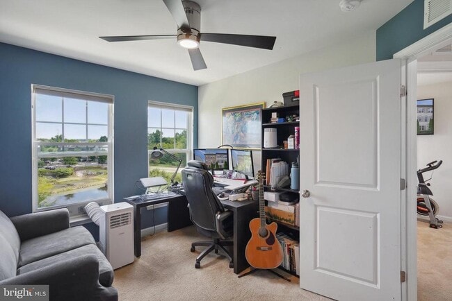Building Photo - 8944 Dahlgren Ridge Rd