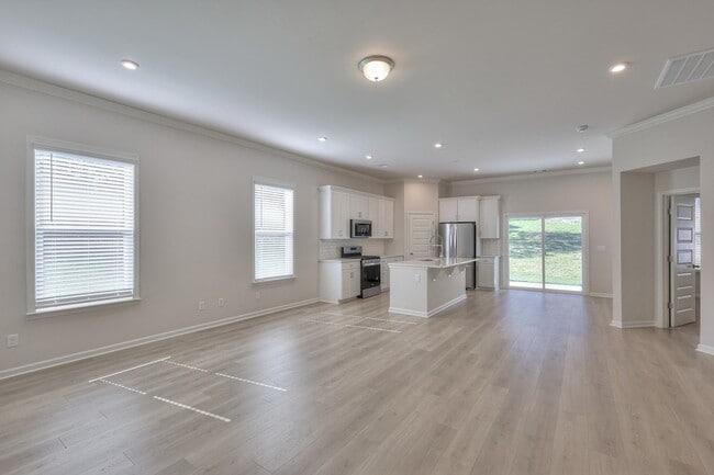 Building Photo - 1401 Autumn Leaf Ln