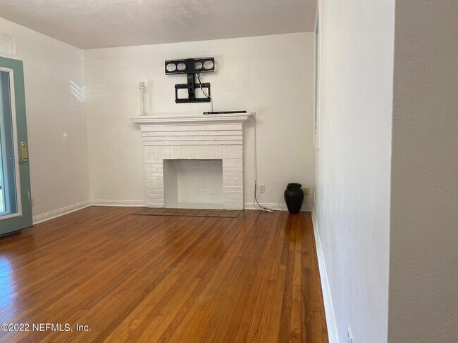 Building Photo - 5428 Stetson Rd