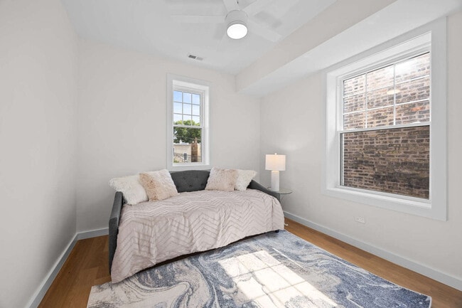 Building Photo - 4437 N Whipple St