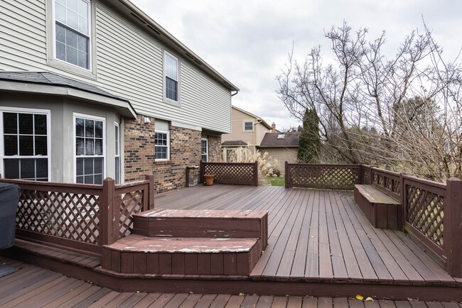 Building Photo - 6085 Tara Hill Dr