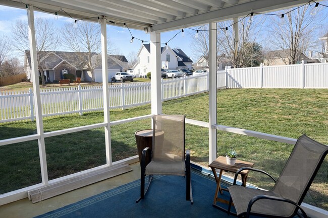 Building Photo - 1806 Hanford Hills Rd