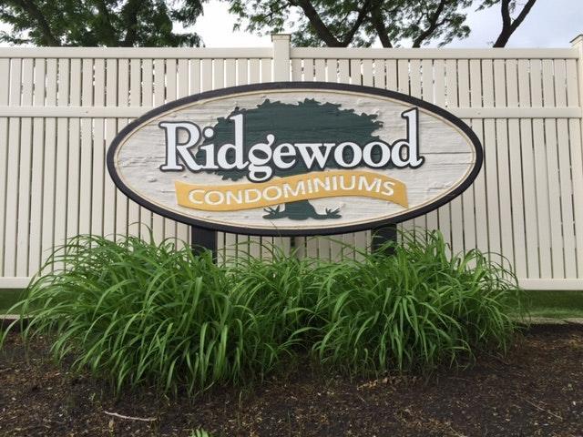 Building Photo - 8801 Schneider Ave