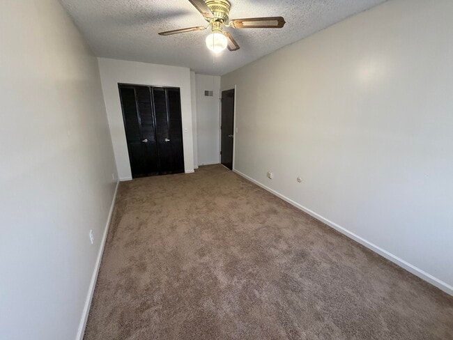 Building Photo - 23609-2 N 1800-E