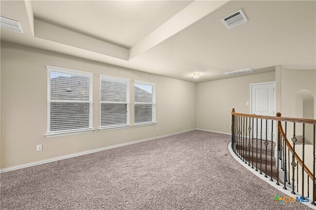 Building Photo - 625 Palmilla St