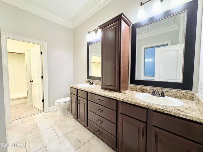 Building Photo - 103 Gunter Grass Ct