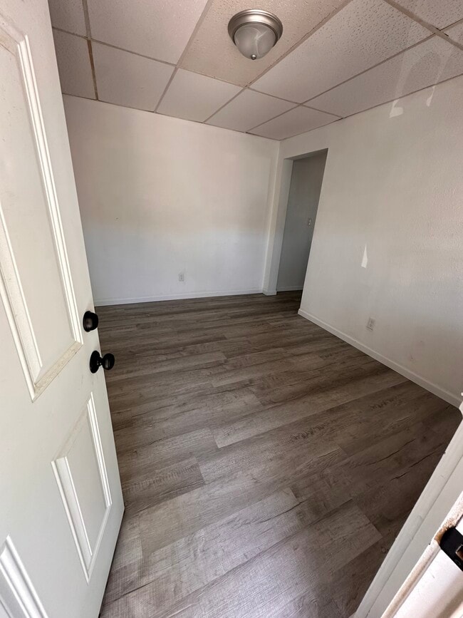 Building Photo - 2418 Central Ave