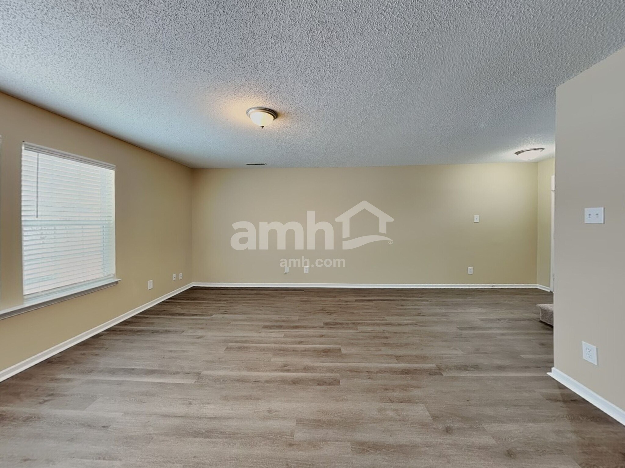 Building Photo - 1854 Wandflower Cir