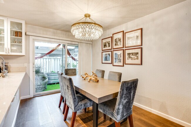 Building Photo - 46 Belvedere Ct