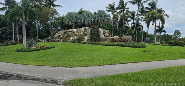 Building Photo - 10780 Cypress Lake Terrace