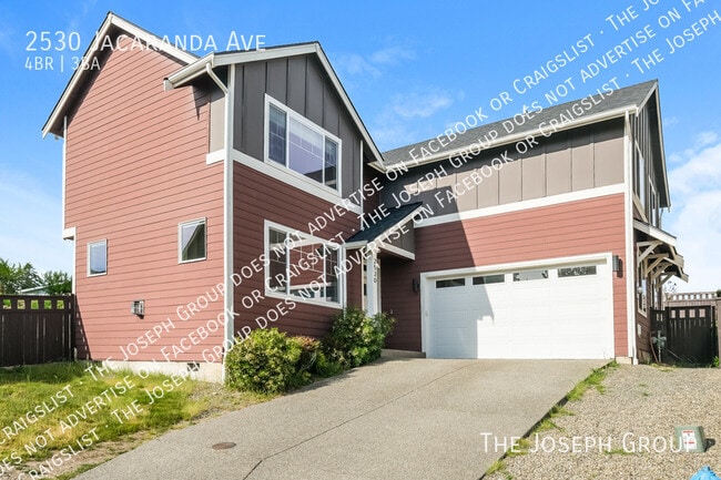 Building Photo - 2530 Jacaranda Ave