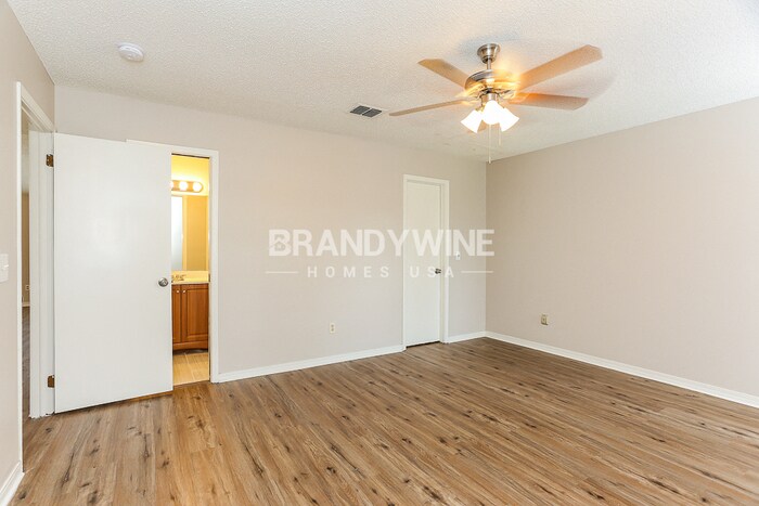 Building Photo - 11458 Willet Ct S
