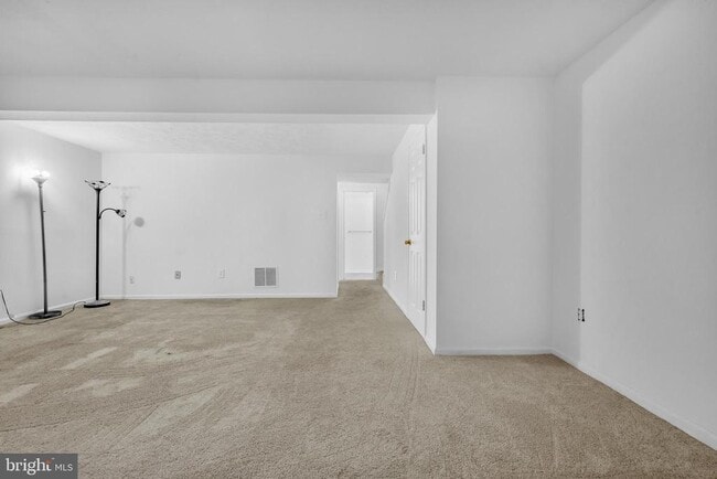 Building Photo - 6799 Snow Goose Ct