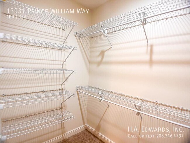 Building Photo - 13931 Prince William Way