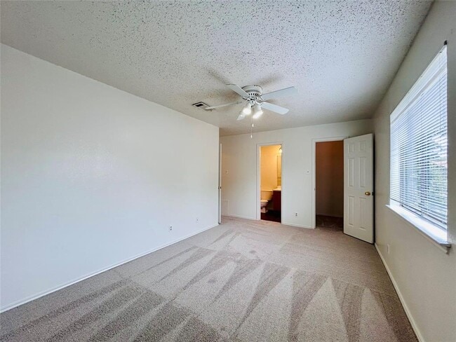 Building Photo - 9300 Kempler Dr