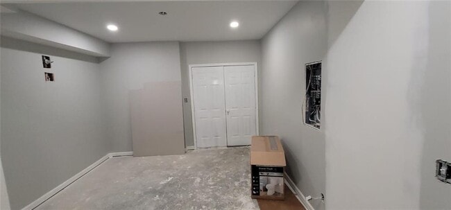Building Photo - 2960 Barimore Pl