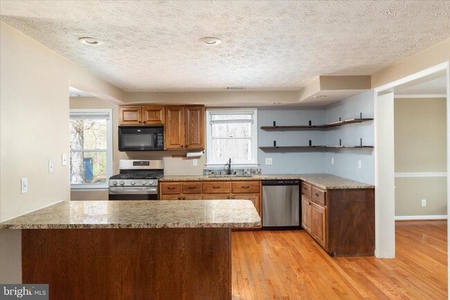 Building Photo - 716 Gafia Lodge Rd