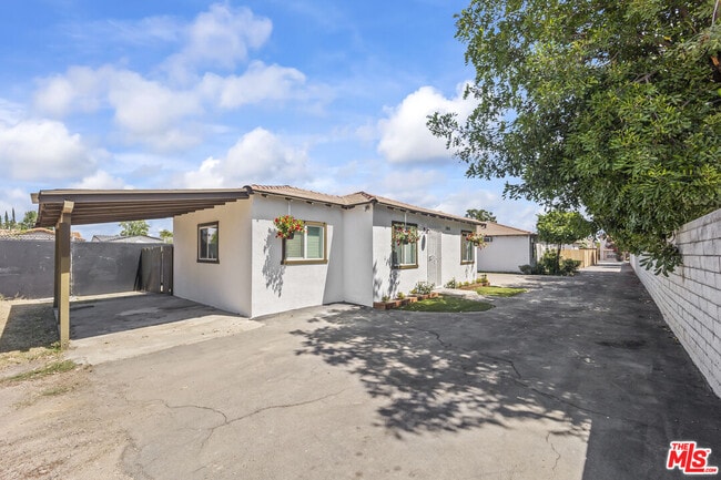 Building Photo - 20841 Community St
