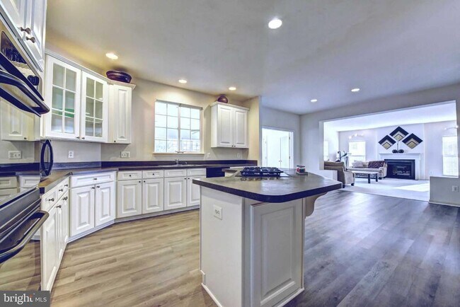 Building Photo - 110 Hunton Dr