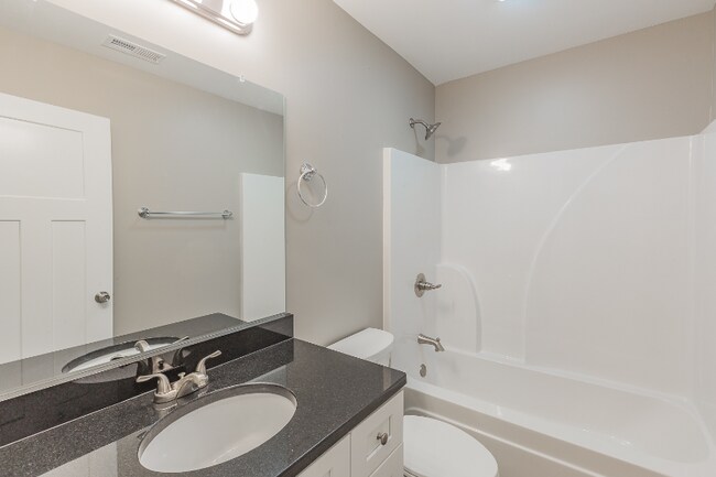 Building Photo - 3316 Chattanooga Rd