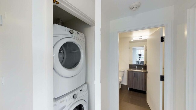 Building Photo - 345 Harrison Ave