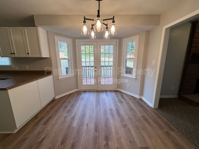 Building Photo - 3605 Knoll Crest Trail