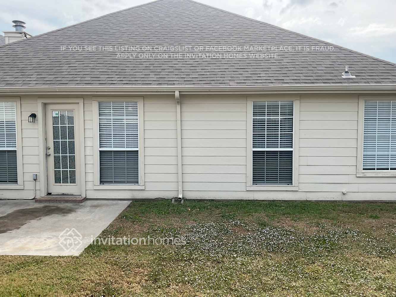 Building Photo - 4737 Park Downs Dr