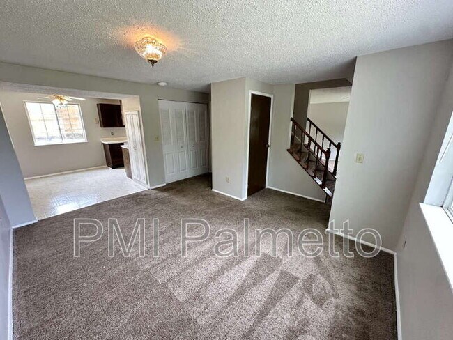 Building Photo - 154 Snow Ln