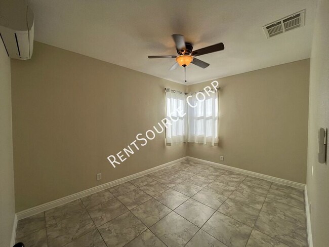 Building Photo - COMING SOON - 2 Bedroom Home For Rent in W...