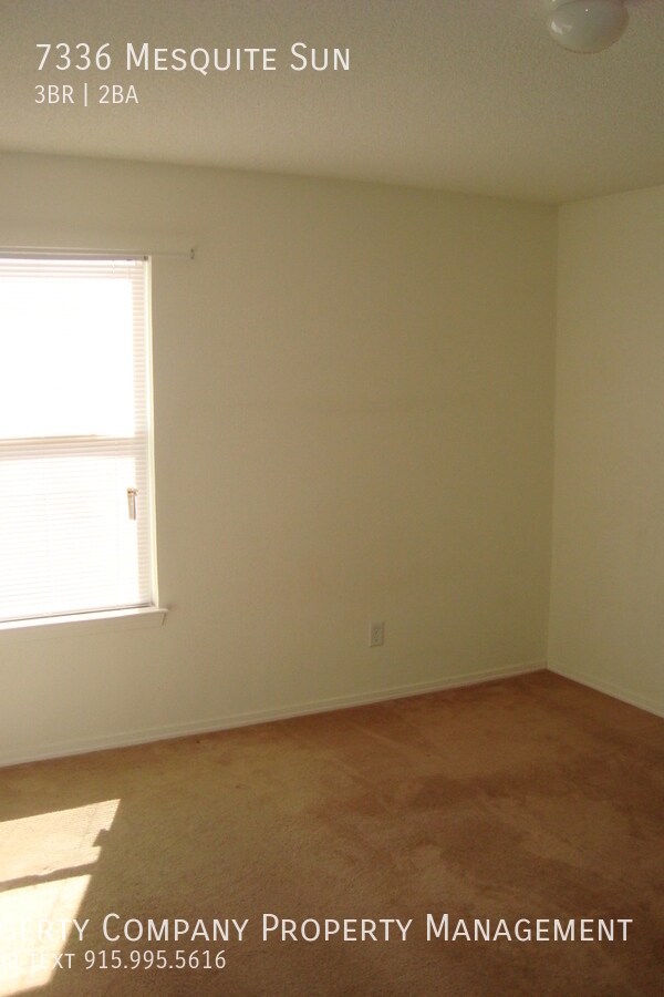 Building Photo - 7336 Mesquite Sun Ln