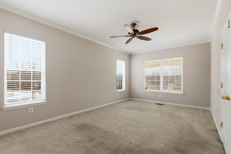 Building Photo - 1301 Waterview Way