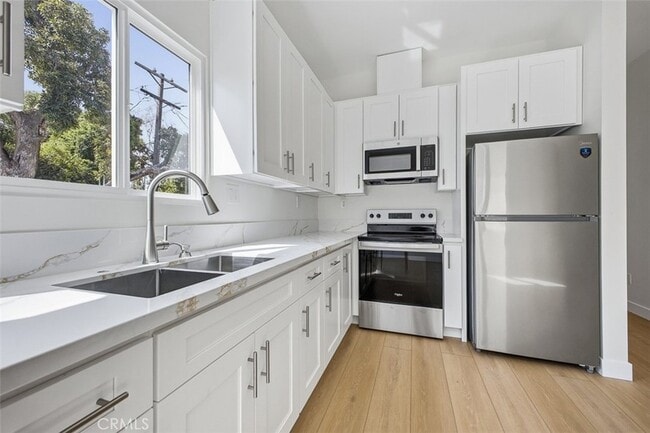 Building Photo - 1431 Montgomery Ave