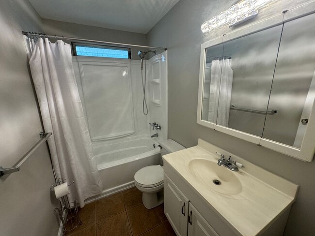 Building Photo - Fully Renovated 3-Bedroom Home with Garage...